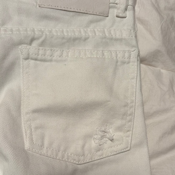 Zara White Distressed Jeans Loose Fit - Picture 11 of 14